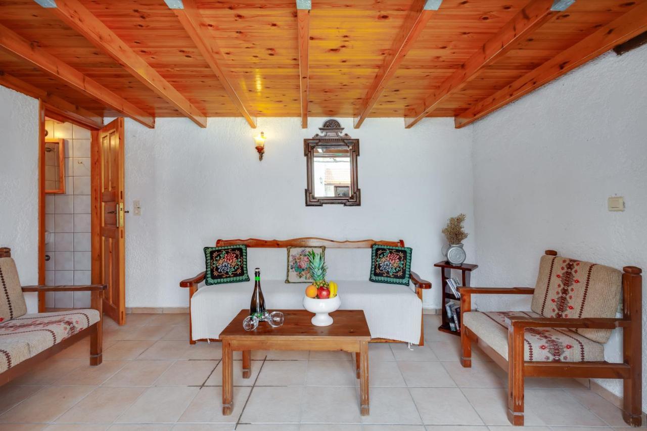 Traditional Home Vereniki With Heated Pool - By Apokoronas Villas Gavalochori 外观 照片