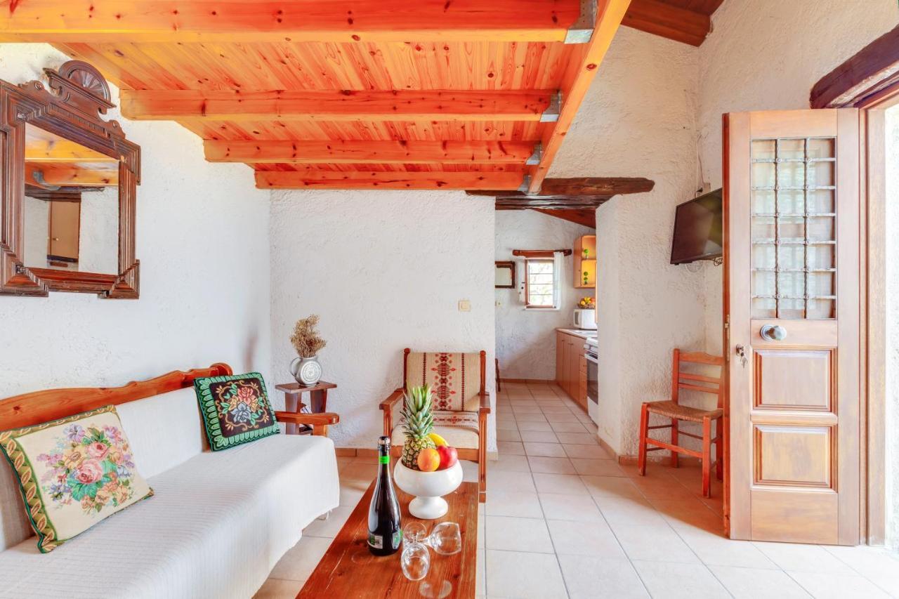 Traditional Home Vereniki With Heated Pool - By Apokoronas Villas Gavalochori 外观 照片